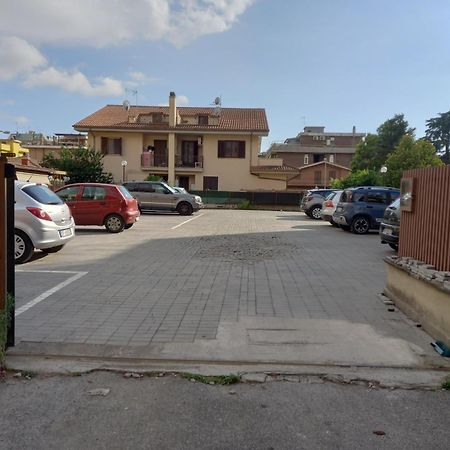 Premium Apartment With Parking Ciampino Exterior foto