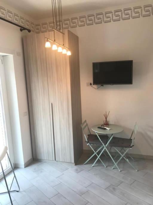 Premium Apartment With Parking Ciampino Exterior foto